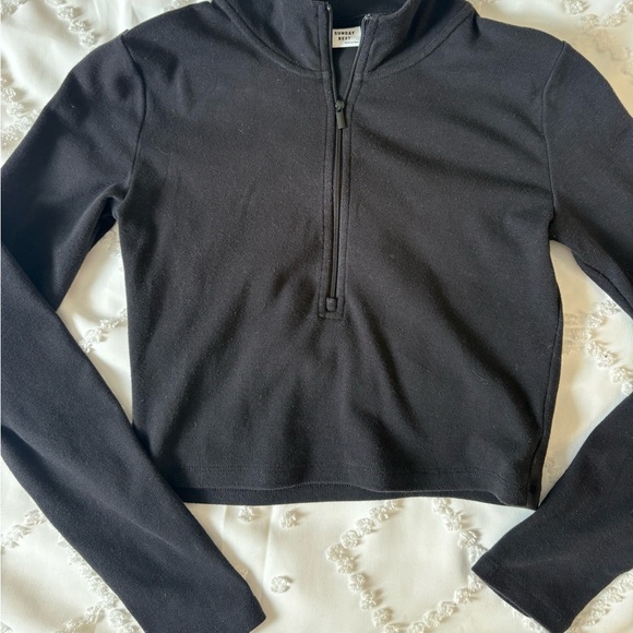 Sunday Best Black Cropped 1/2 Zip - Picture 4 of 9